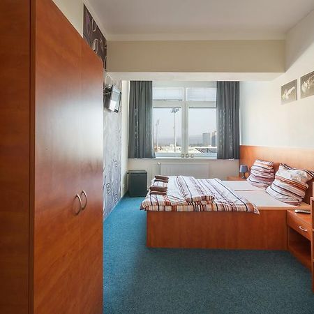 Cerny Andel Otel Most Dış mekan fotoğraf